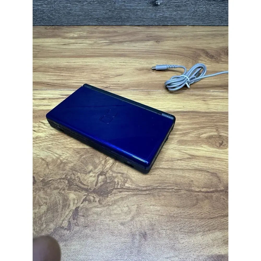 Nintendo DS Lite Handheld System - Cobalt/Black With AC Adapter - Excellent